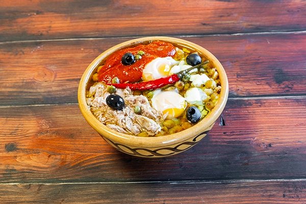 Spécialité tunisienne le bol de lablabi