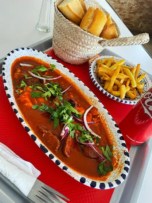 Plat typique tunisine la ojja